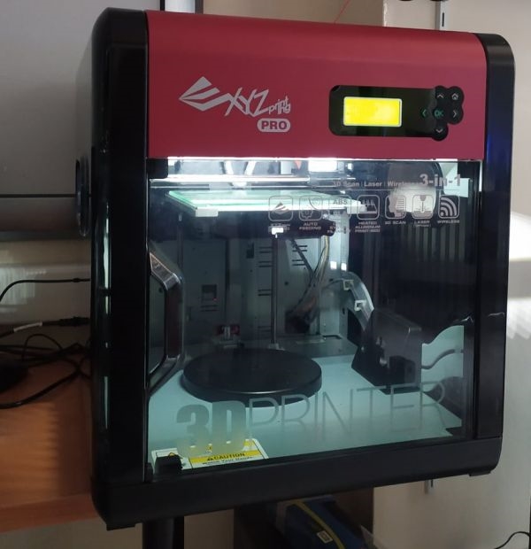 Expand passion for 3d technologies @ International Hellenic University - XYZ Printing | Da Vinci Pro |